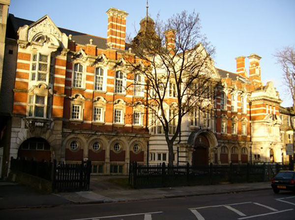 伦敦艺术大学校景